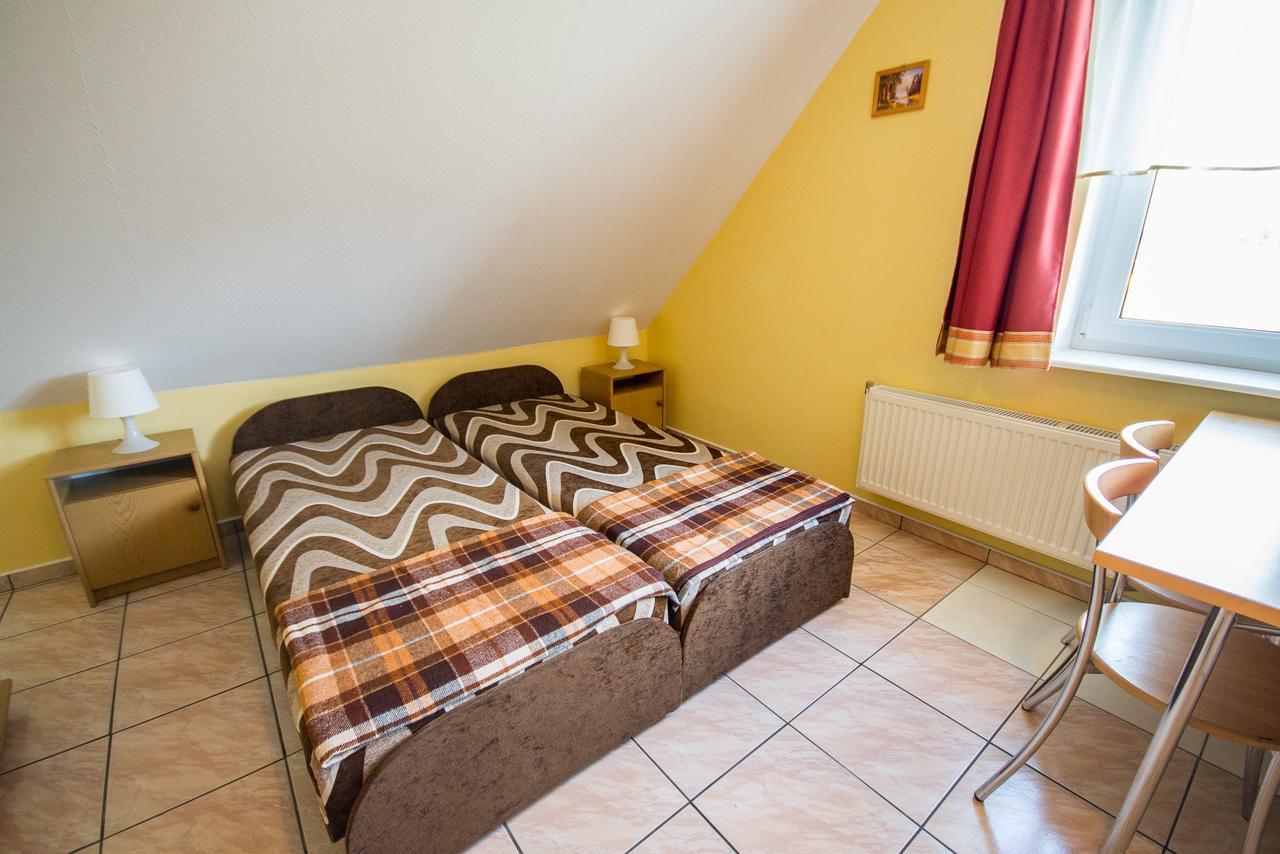 Jan Pokoje Dziwnowek Appartamento Esterno foto
