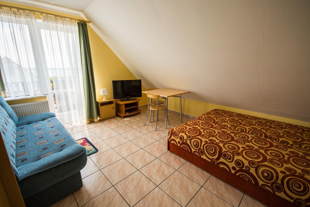 Jan Pokoje Dziwnowek Appartamento Esterno foto